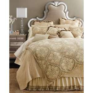  Isabella Collection Queen Animal Coverlet 92 x 98