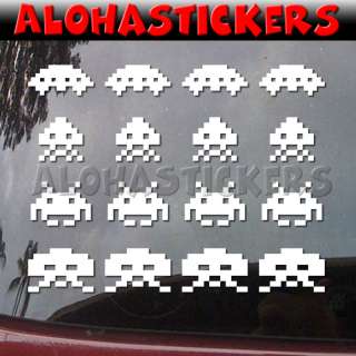 16 SPACE INVADERS Classic Game Vinyl Decal Sticker M244  