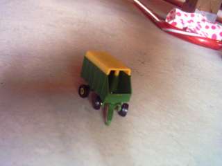 JOHN DEERE FORAGE WAGON FOR A TRACTOR 1/64th JD MINT HAY SILAGE 
