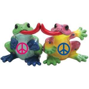   Tongues Stuck Frogs Salt and Pepper Shaker Set, 3 Inch Kitchen