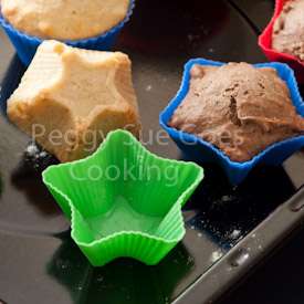 12 STAR Silicone Cupcake Baking Cup Muffin Mold Liner RBG  