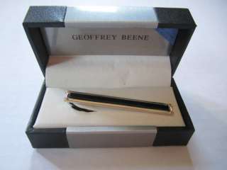 New Geoffrey Beene Tie Clasp Clip Press Silver Black  