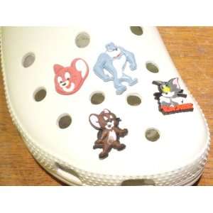   Tom and Jerry Shoe Charms 4 pc Set   Jibbitz Croc Style Toys & Games