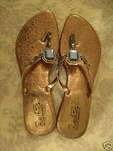 FANCY LADIES SLIPPERS SIZE UK 5 TOP QUALITY GOLDEN  